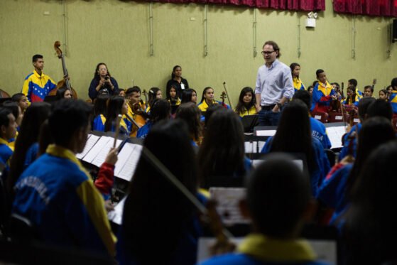 Visiting the schools of El Sistema in Villa de Cura