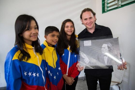 Visiting the schools of El Sistema in Villa de Cura